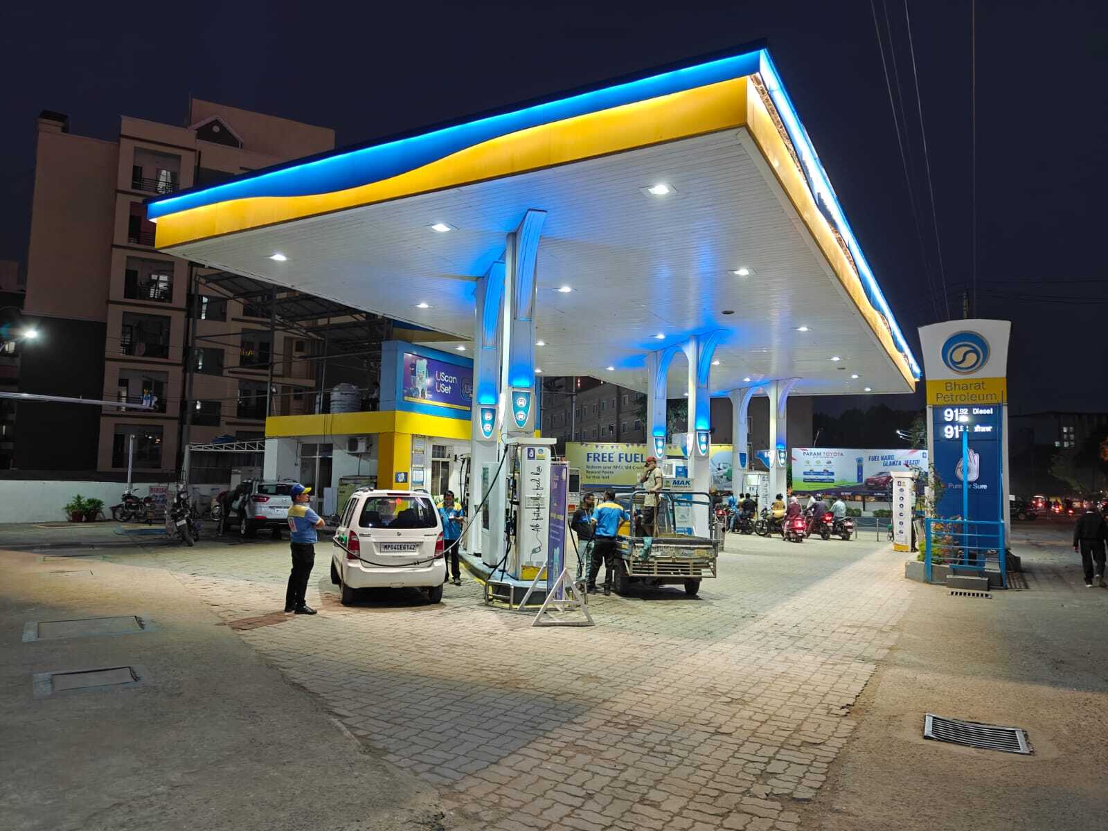 Mahendra Fuel Point